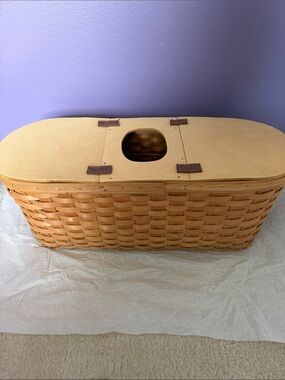 VINTAGE Taskets  Renaissance Woven Oval basket  - Natural Wood Tone